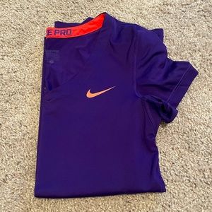 Purple Nike Pro Short Sleeve V-Neck Top Size S